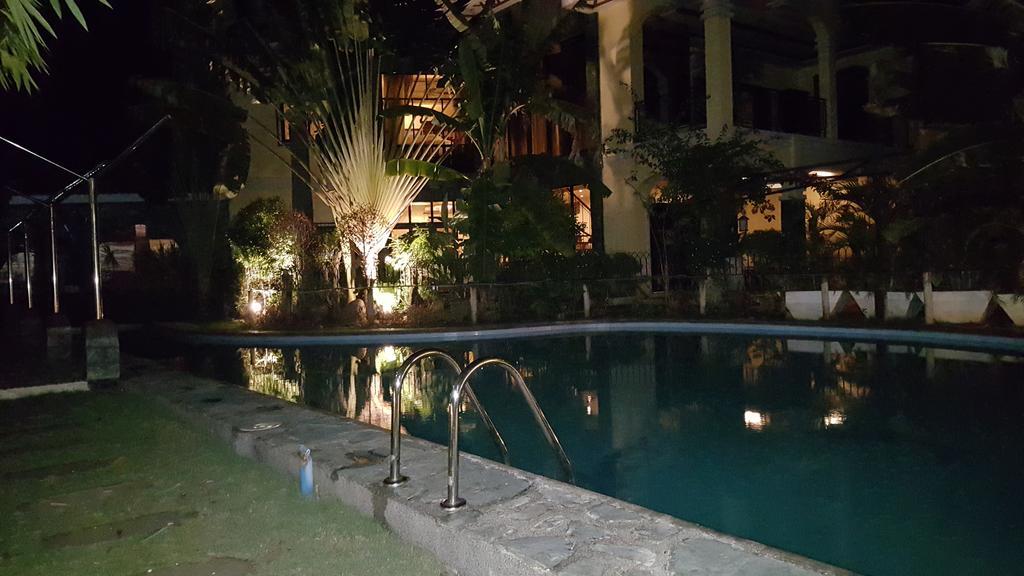 Mactan Breeze - Airport Bed And Breakfast Lapu-Lapu City Esterno foto