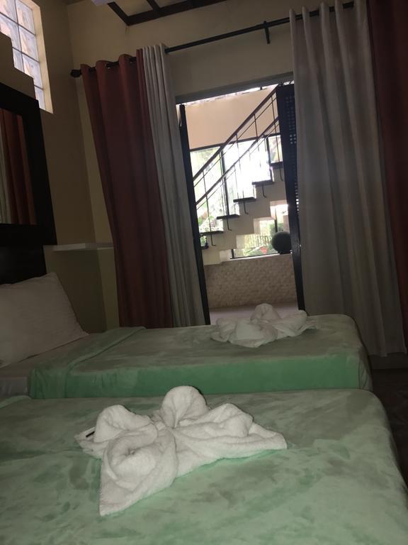 Mactan Breeze - Airport Bed And Breakfast Lapu-Lapu City Esterno foto