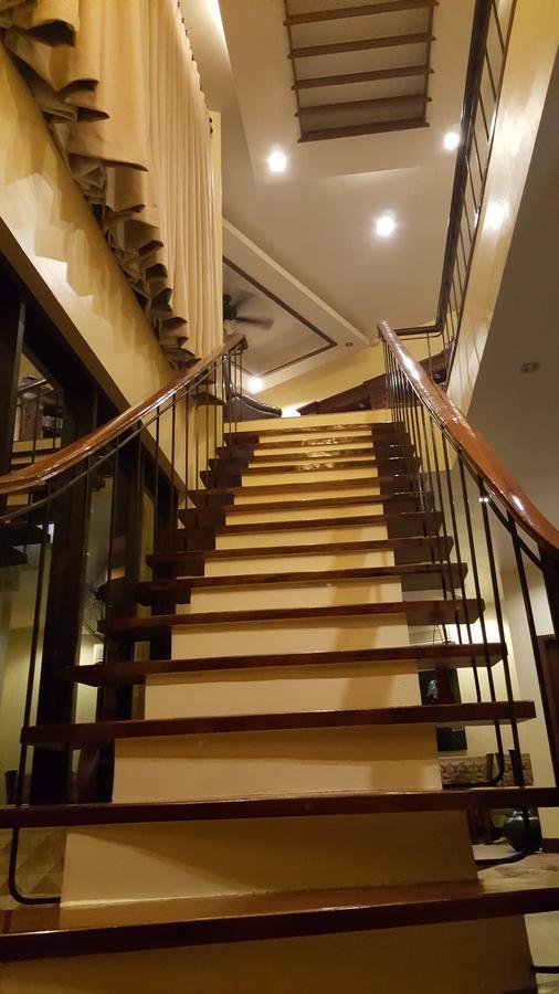 Mactan Breeze - Airport Bed And Breakfast Lapu-Lapu City Esterno foto