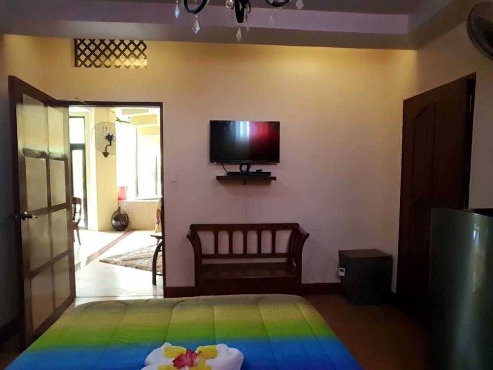 Mactan Breeze - Airport Bed And Breakfast Lapu-Lapu City Esterno foto
