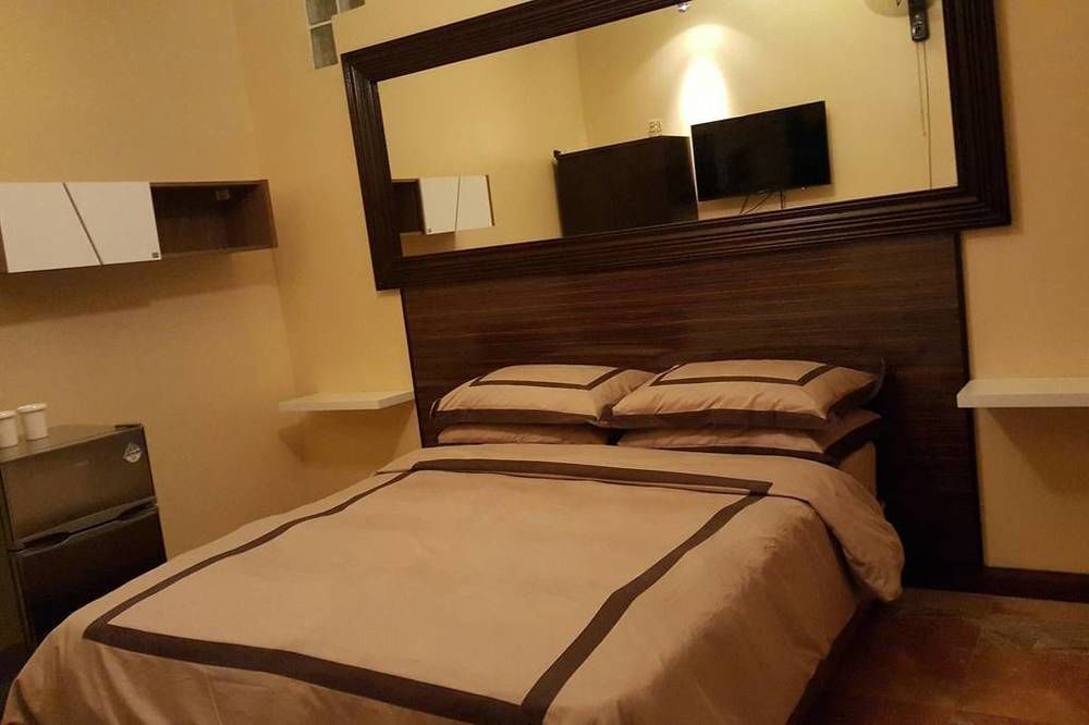 Mactan Breeze - Airport Bed And Breakfast Lapu-Lapu City Esterno foto